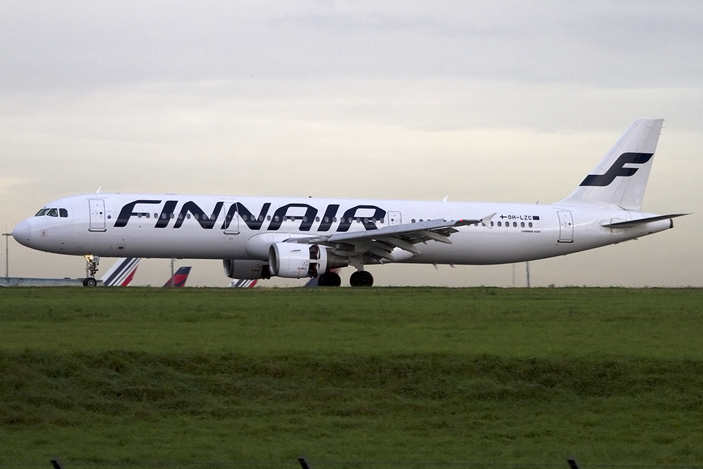 Finnair, OH-LZC, Airbus, A321-211, 21.10.2013, CDG, Paris, France 





