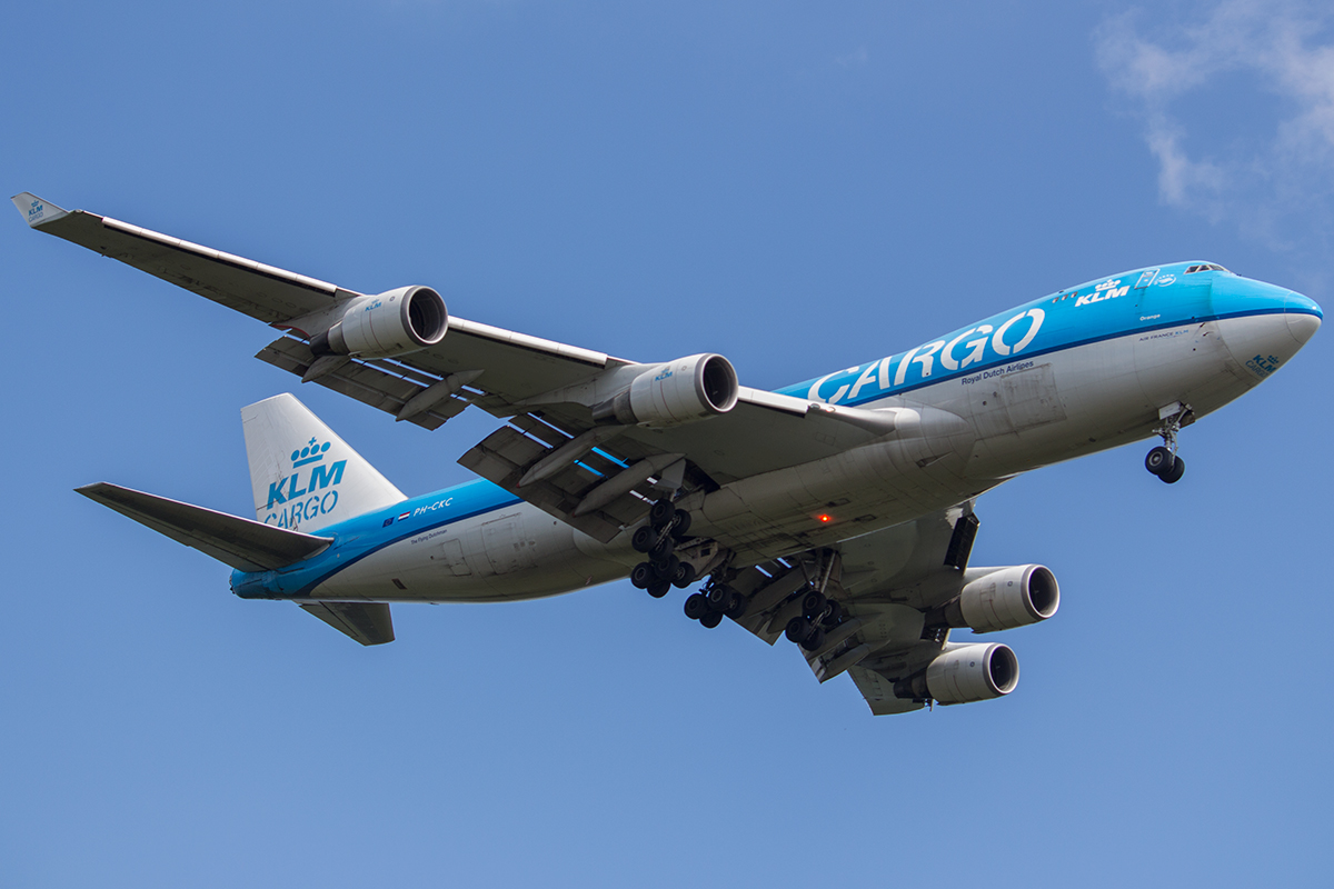 Flughafen Frankfurt, 21.06.2014 runway 25R.
KLM Cargo - Boeing 747-4F - PH-CKC ...