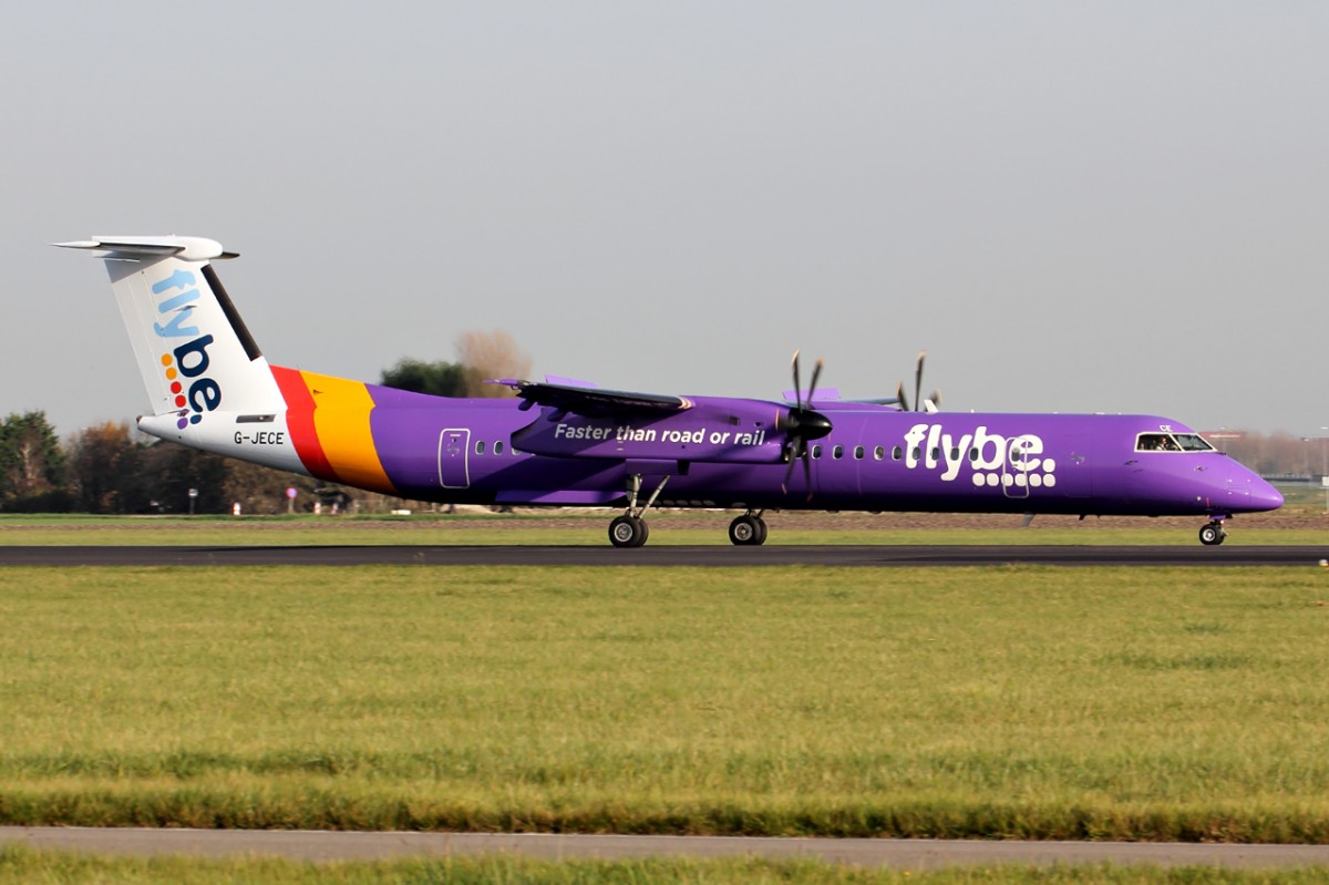 Flybe G-JECE nach der Landung in Amsterdam 1.11.2014