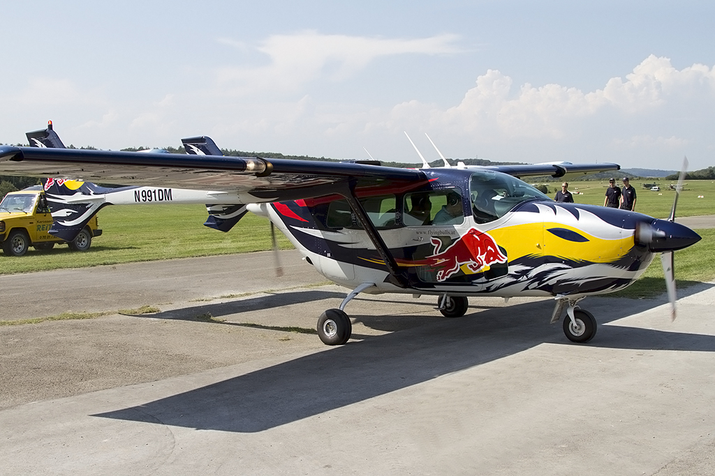 Flying Bulls, N991DM, Cessna, 337 Super Skymaster, 06.09.2013, EDST, Hahnweide, Germany 



