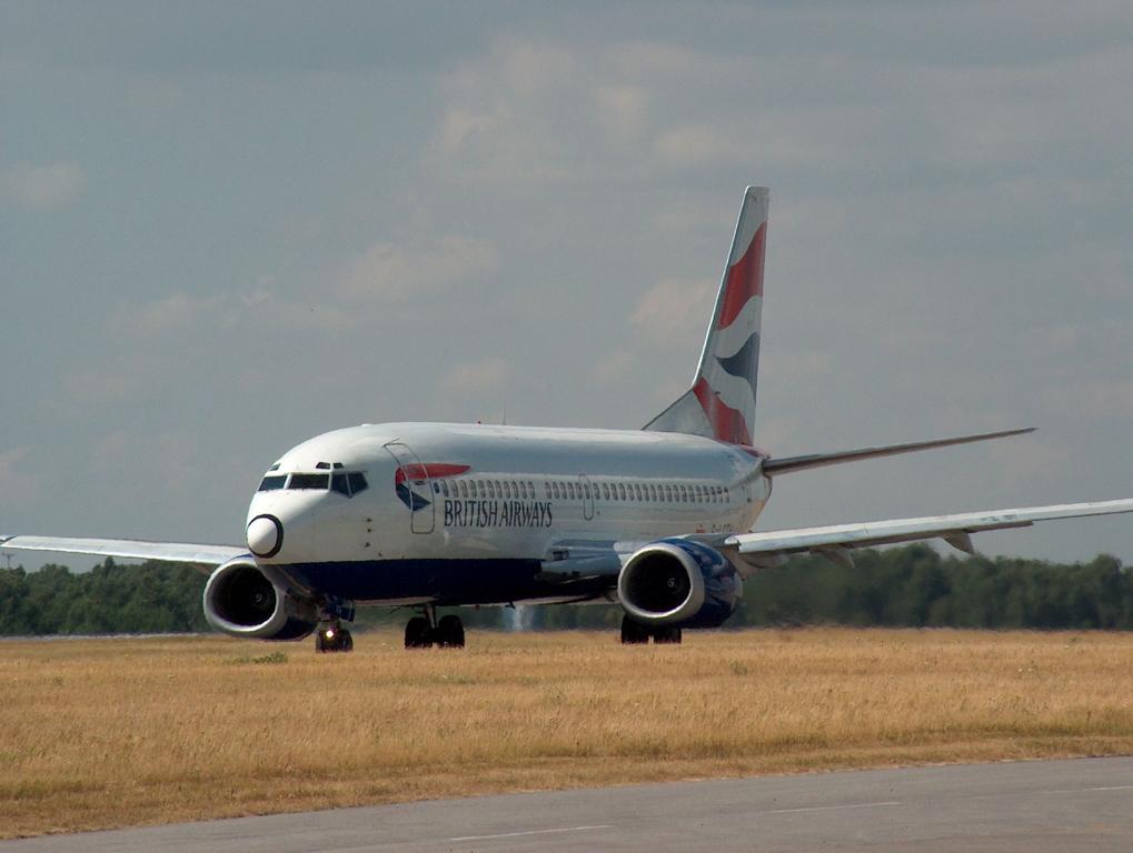 G-LGTH, Boeing 737-300 von British Airways am 18.07.2003 in Luxembourg
