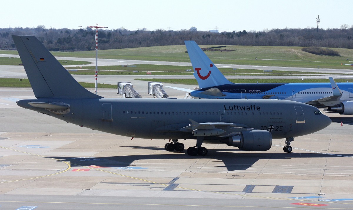GAF German Air Force, 10+25,(c/n 484),Airbus A 310-304 MRTT,06.04.2015, HAM-EDDH, Hamburg, Germany 