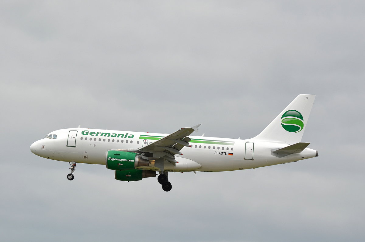 Germania Airbus A319 D-ASTL im Landeanflug auf den Airport Hamburg Helmut Schmidt am 04.07.17