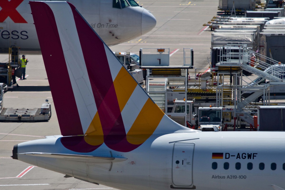 Germanwings (4U/GWI), D-AGWF, Airbus, A 319-132 (Seitenleitwerk/Tail ~ neue GW-Lkrg.), 05.06.2015, CGN-EDDK, Kln-Bonn, Germany