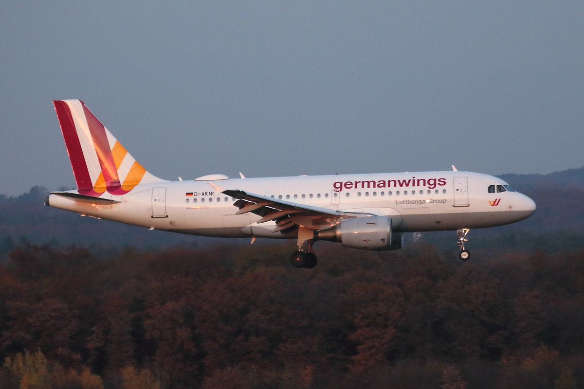 Germanwings. Airbus A319-112, D-AKNO. Köln-Bonn (EDDK) am 24.11.2019.