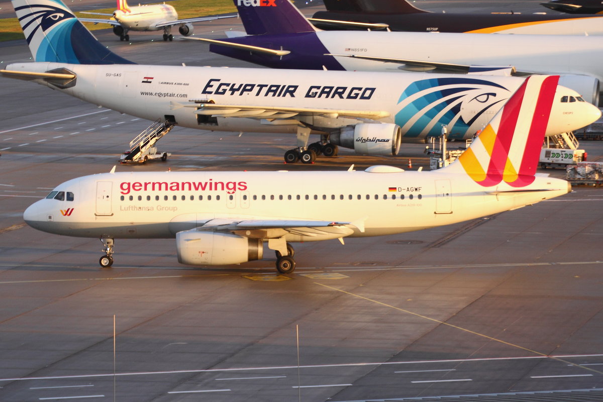 Germanwings, Airbus A319-132, D-AGWF. Rollt zum Start nach Prag (PRG) in Köln-Bonn (CGN/EDDK) am 05.11.2017.