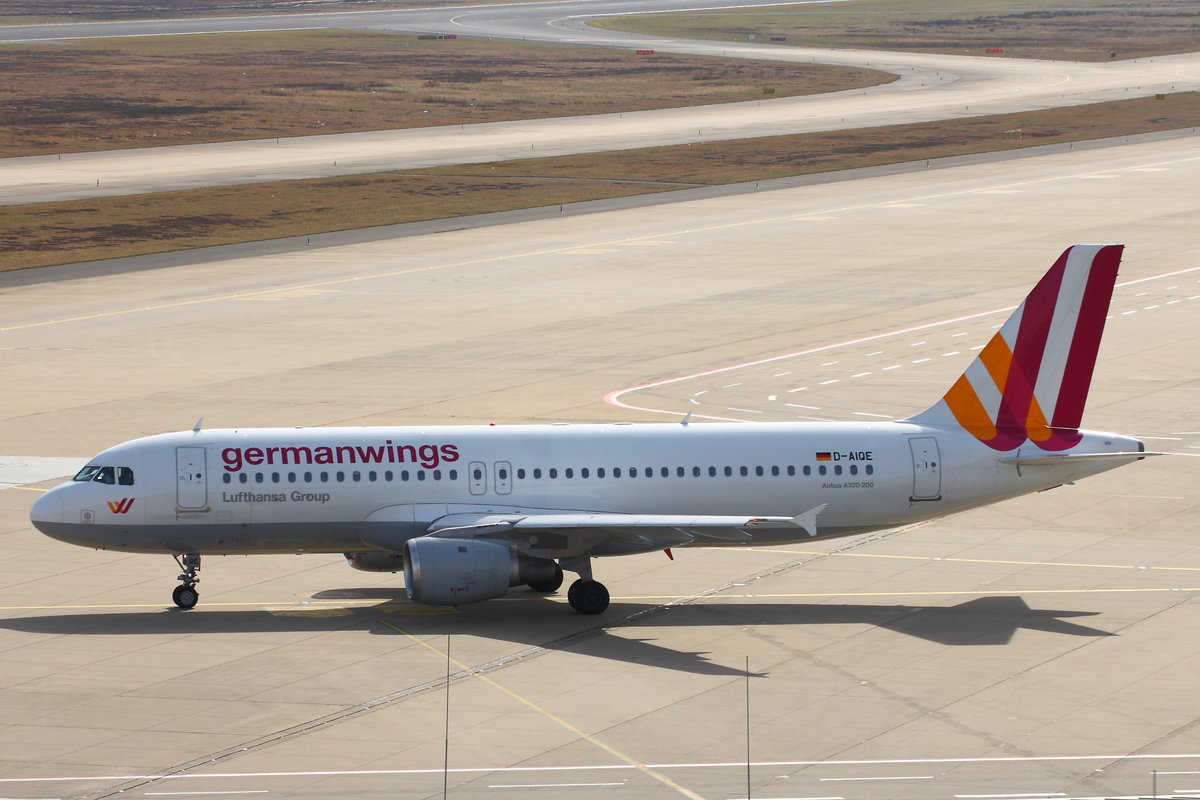 Germanwings, Airbus A320-211, D-AIQE. Rollt in Köln-Bonn (CGN/EDDK) zum Start nach London-Heathrow (LHR). Aufnahmedatum: 30.03.2018.