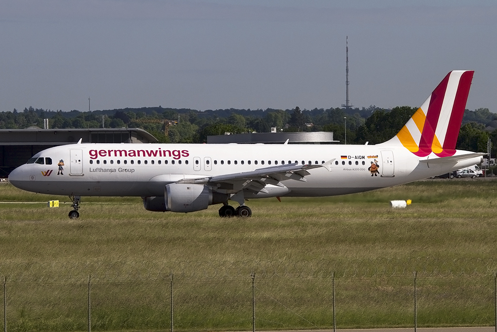 Germanwings, D-AIQM, Airbus, A320-211, 03.06.2015, STR, Stuttgart, Germany



