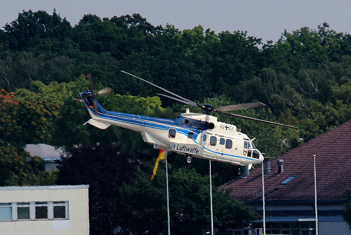 Germany Air Force AS-532 U2 Cougar 82+03 beim Start in Berlin-Tegel am 11.07.2014