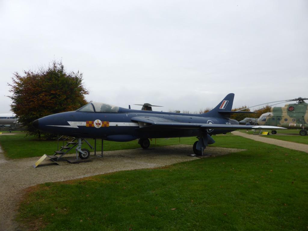 Hawker Hunter F-6A (XF418) in Blue Diamonds Lackierung in der Flugausstellung Junior bei Hermeskeil (30.10.2014)