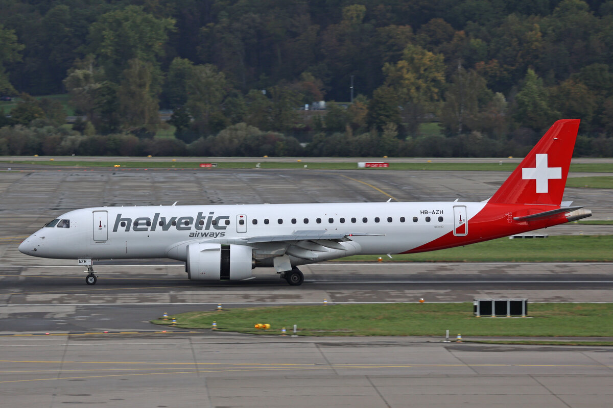 Helvetic Airways, HB-AZH, Embraer E190-E2, msn: 19020046, 14.Oktober 2023, ZRH Zürich, Switzerland.