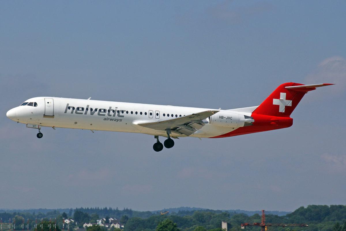 Helvetic Airways, HB-JVC, Fokker 100, 21.Juli 2017, ZRH Zürich, Switzerland.