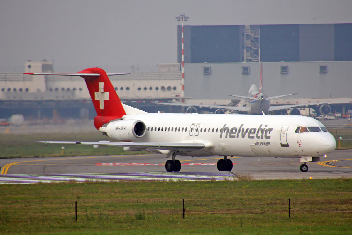 Helvetic Airways, HB-JVH, Fokker 100, msn: 11324, 16.Oktober 2018, MXP Milano-Malpensa, Italy.