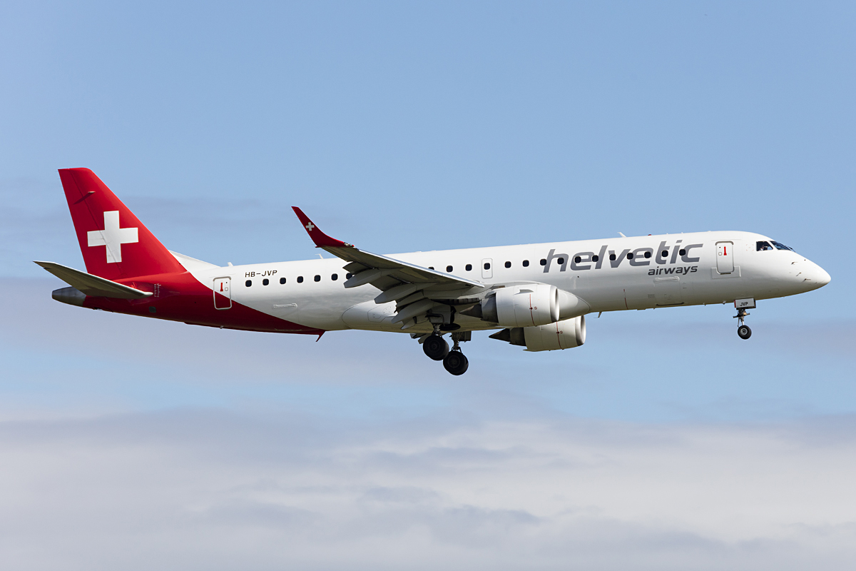 Helvetic Airways, HB-JVP, Embraer, ERJ-190LR, 03.10.2016, ZRH, Zürich, Switzerland 




