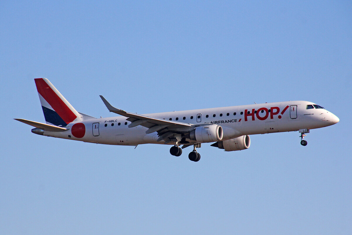 HOP!, F-HBLC, Embraer ERJ-190LR, msn: 19000080, 13.Februar 2022, ZRH Zürich, Switzerland.