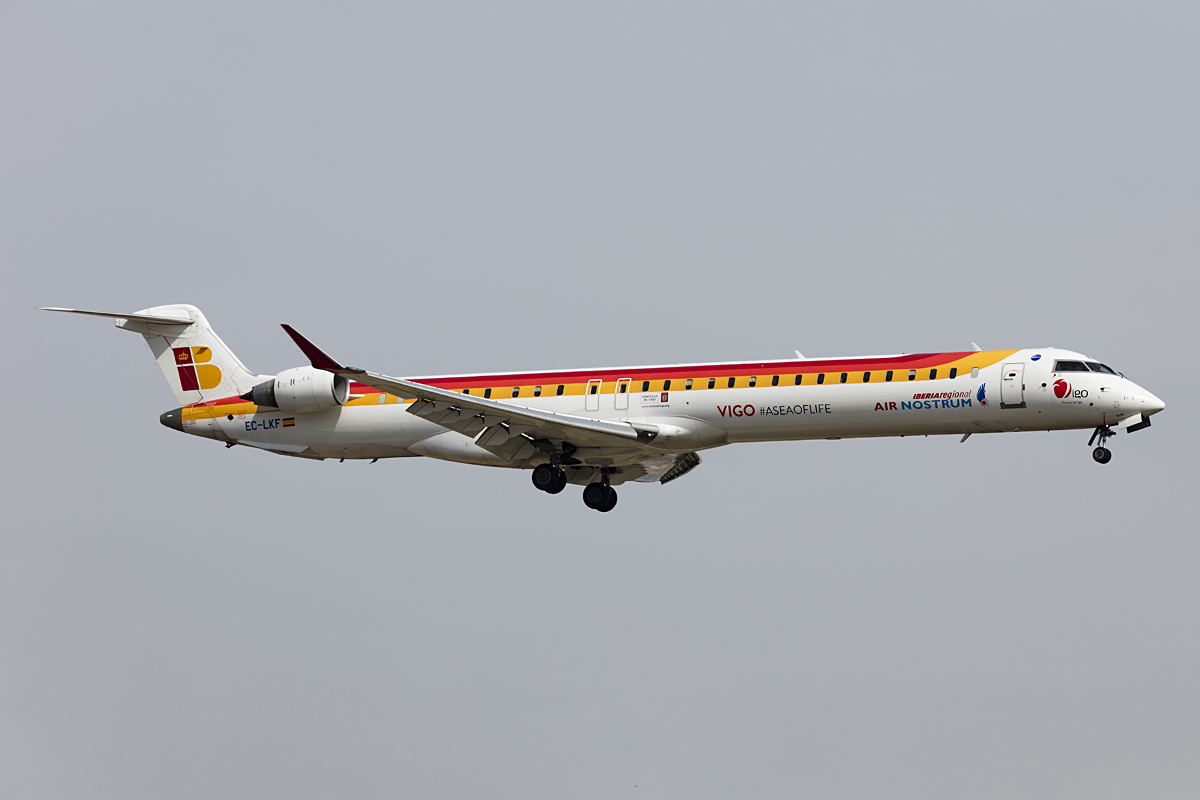 Iberia - Air Nostrum, EC-LKF, Bombardier, CRJ-1000, 18.10.2016, AGP, Malaga, Spain 





