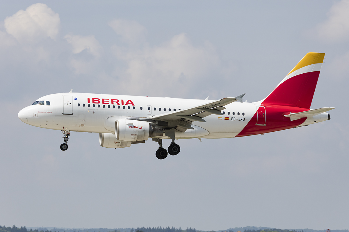 Iberia, EC-JXJ, Airbus, A319-111, 25.05.2017, ZRH, Zürich, Switzerland 


