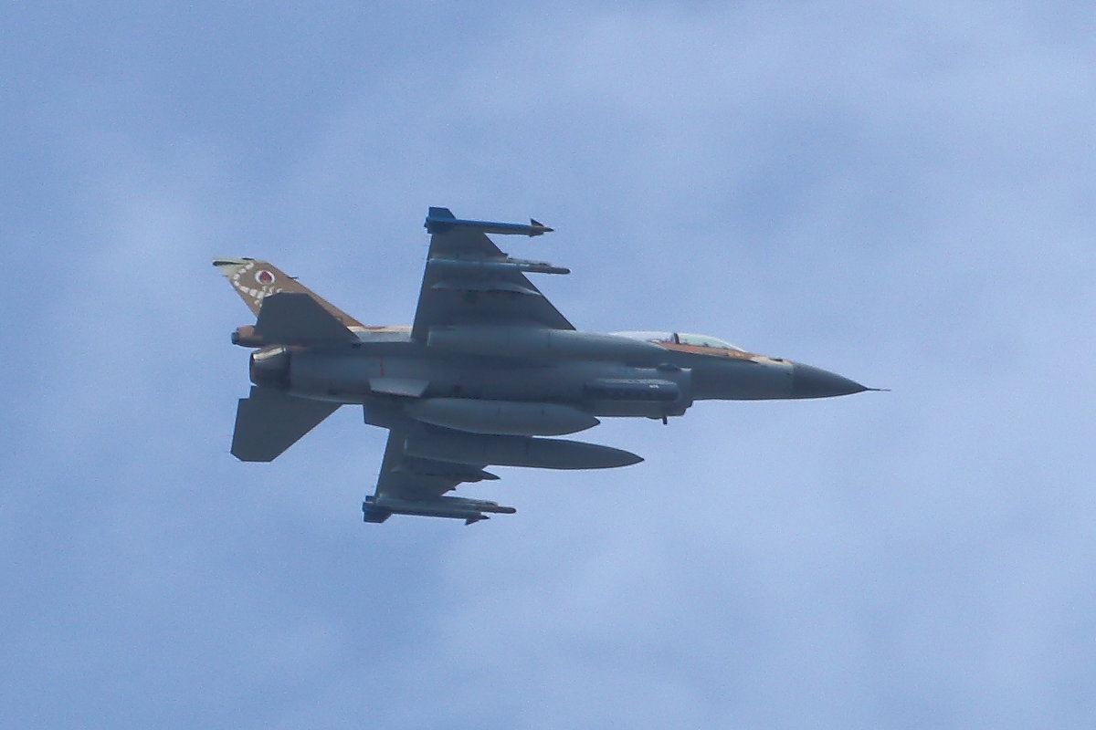 Israel Air Force, General Dynamics F-16D Block 40, Serial-No. 628, IAF 105 Sqn  Scorpion Squadron  Hatzor Airbase. Überflug Rhein-Sieg-Kreis am 21.08.2020 anläßlich der deutsch-israelischen Luftwaffenübung Blue Wings in Nörvenich.