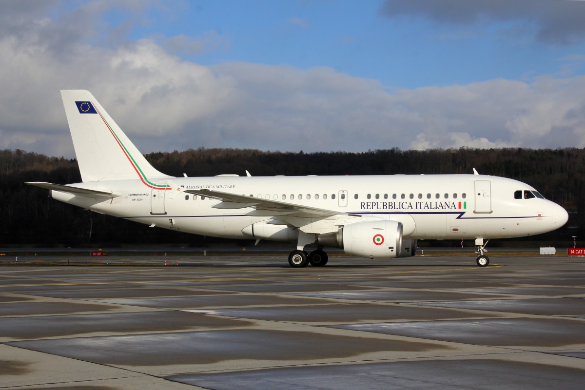 Italian Air Force, MM62209, Airbus A319-115CJ, 23.Januar 2016, ZRH Zürich, Switzerland. WEF Visitor.