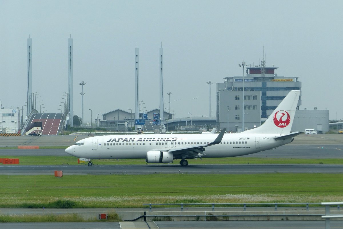 Japan Airlines (JAL), JA314J, Boeing 737-800, Tokyo-Haneda Airport (HND), 28.5.2016