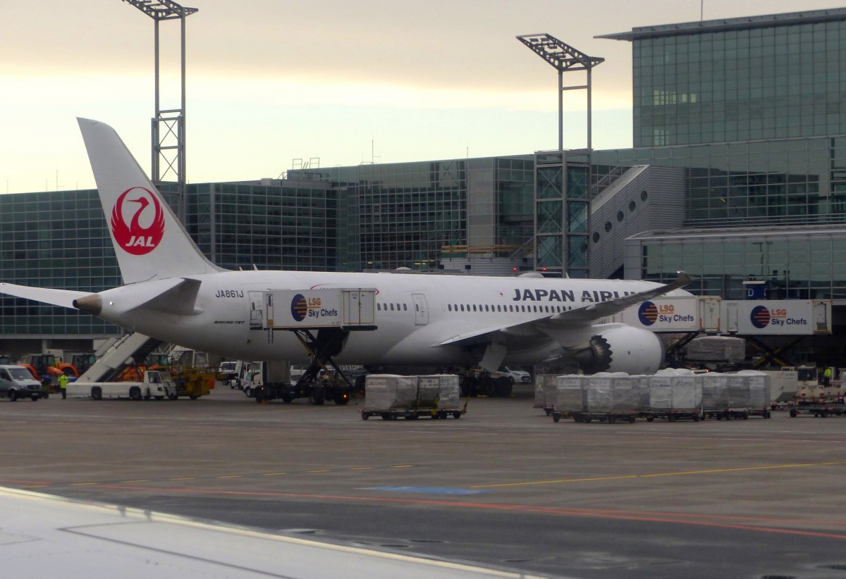Japan Airlines (JAL), JA861J, Boeing 787 Dreamliner, Flughafen Frankfurt (FRA), 2.3.2016