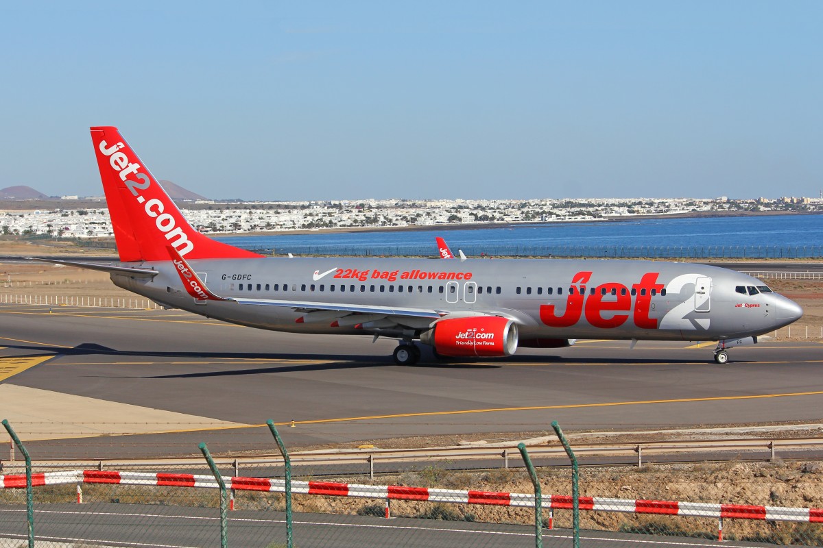 Jet2, G-GDFC, Boeing B737-8K2 (W), 17.Dezember 2015, ACE Lanzarote, Spain.