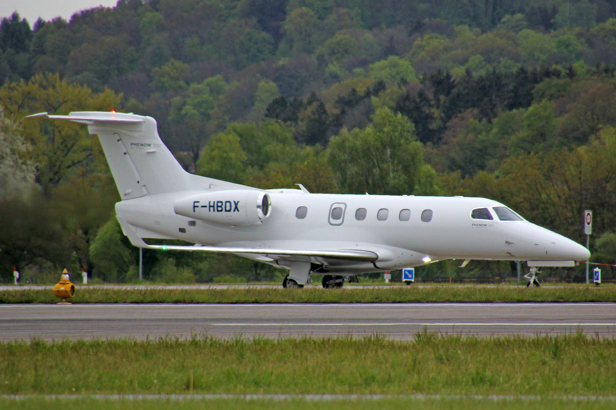 Jetkey Invest, F-HBDX, Embraer EMB 505 Phenom 300, 1.Mai 2017, ZRH Zürich, Switzerland.