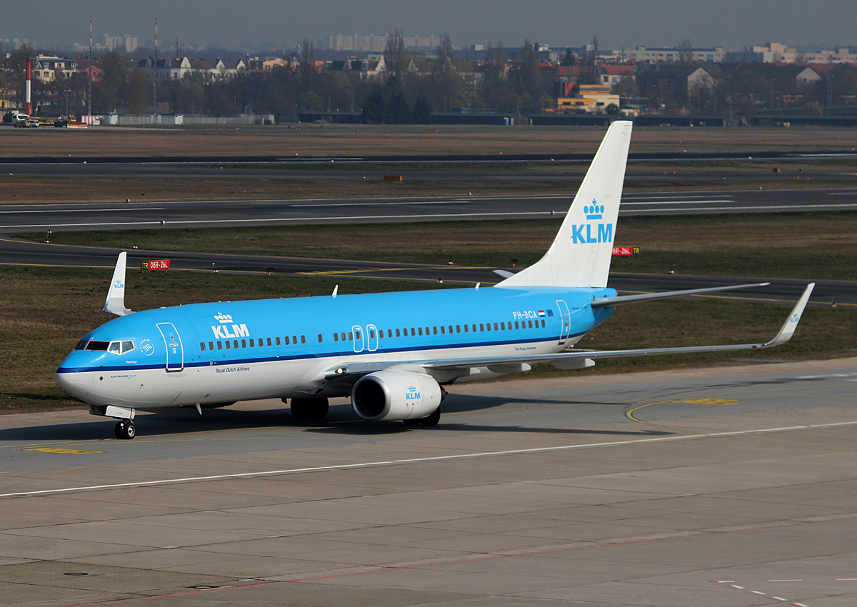 KLM B 737-8K2 PH-BCA bei der Ankunft in Berlin-Tegel am 29.03.2014