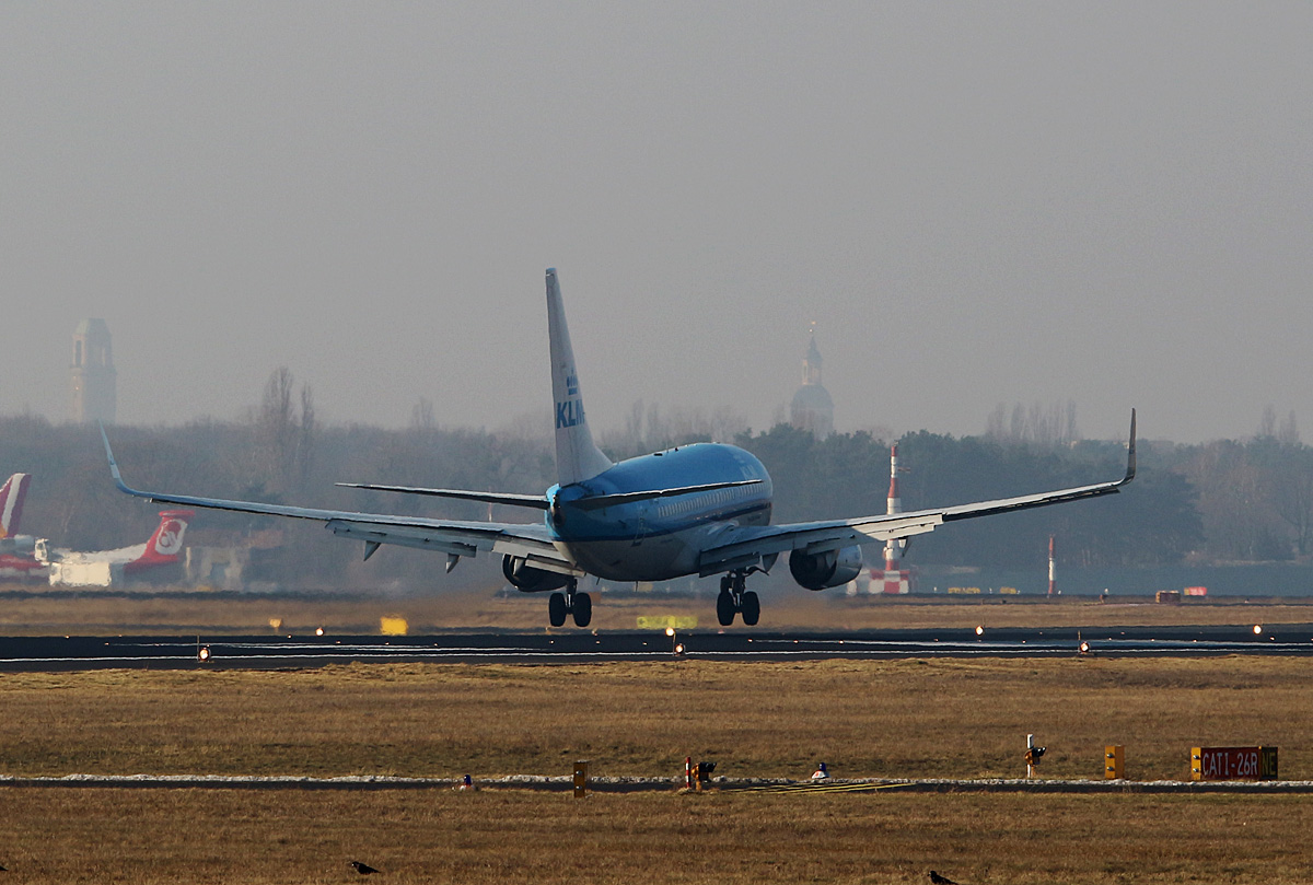 KLM, Boeing B 737-7K2, PH-BGR, TXL, 29.01.2017