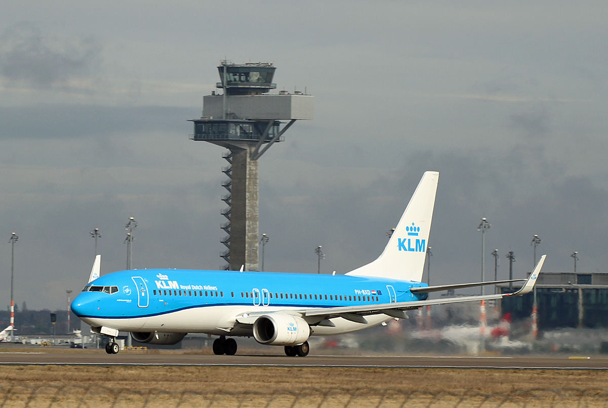 KLM, Boeing B 737-8K2, PH-BXD, BER, 10.02.2024