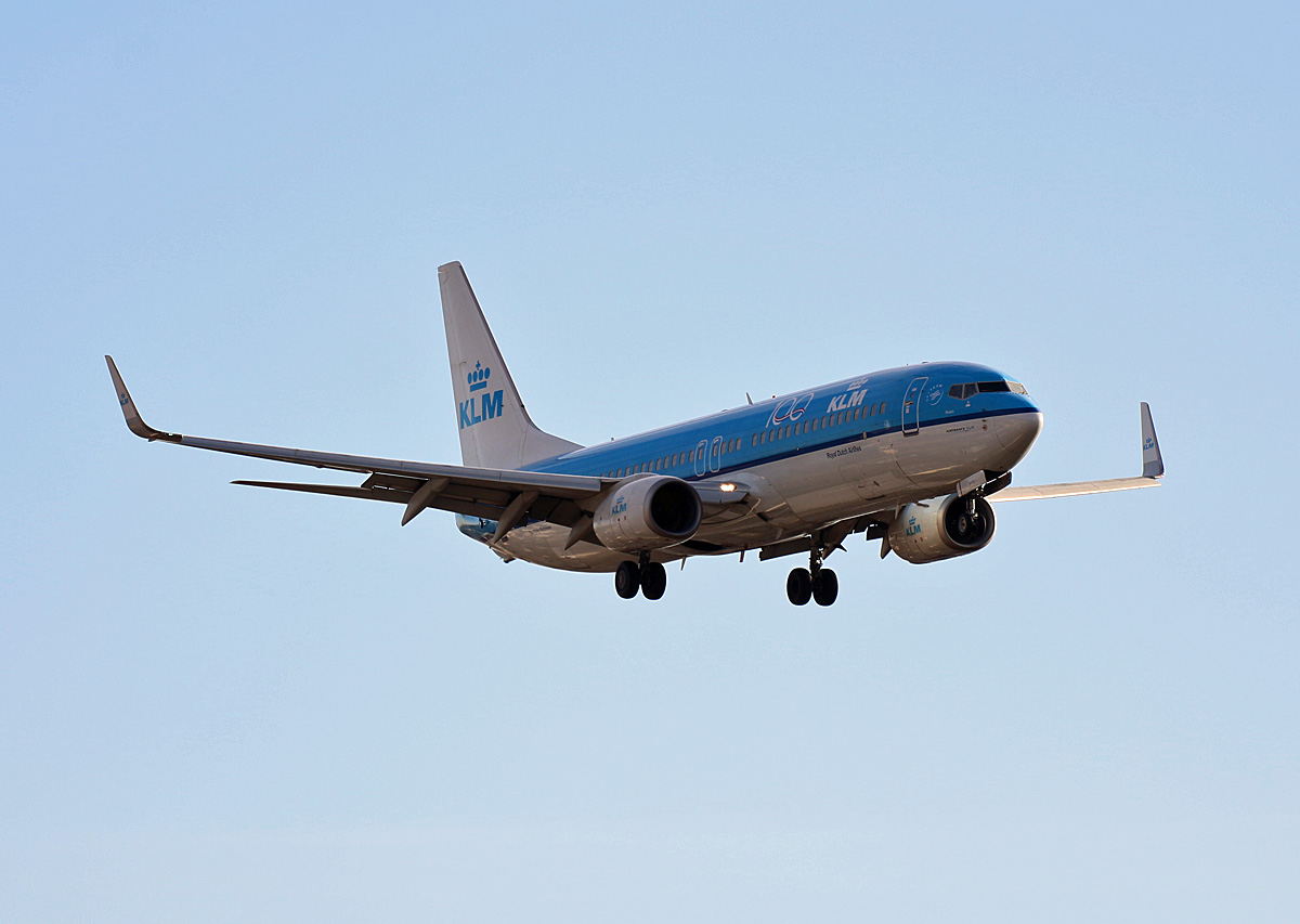 KLM Boeing B 737-8K2, PH-BXV, TXL, 29.12.2019