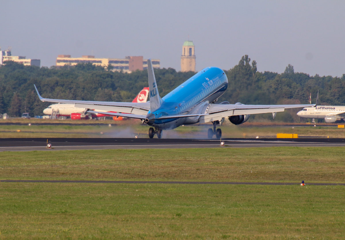 KLM-Cityhopper, ERJ190-100STD, PH-EZP, TXL, 10.08.2019