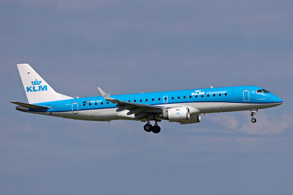KLM Cityhopper, PH-EXF, Embraer ERJ-190STD, msn: 19000690, 20.Mai 2023, AMS Amsterdam, Netherlands.