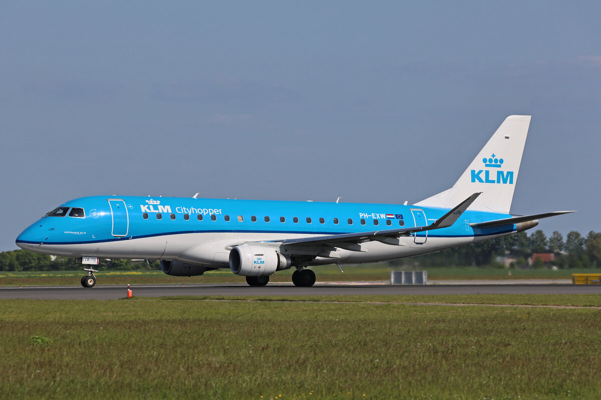 KLM Cityhopper, PH-EXW, Embraer ERJ-175STD, msn: 17000710, 19.Mai 2023, AMS Amsterdam, Netherlands.