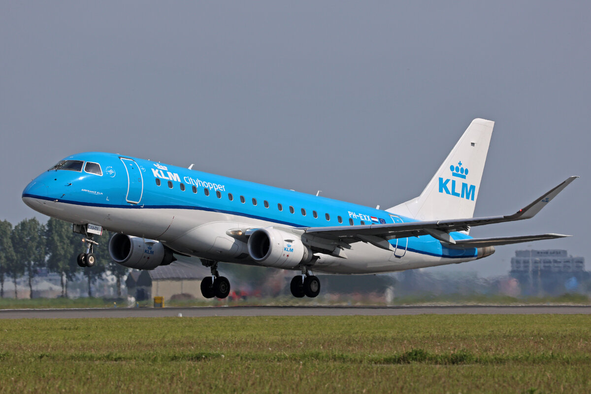 KLM Cityhopper, PH-EXX, Embraer ERJ-175LR, msn: 17000711, 18.Mai 2023, AMS Amsterdam, Netherlands.