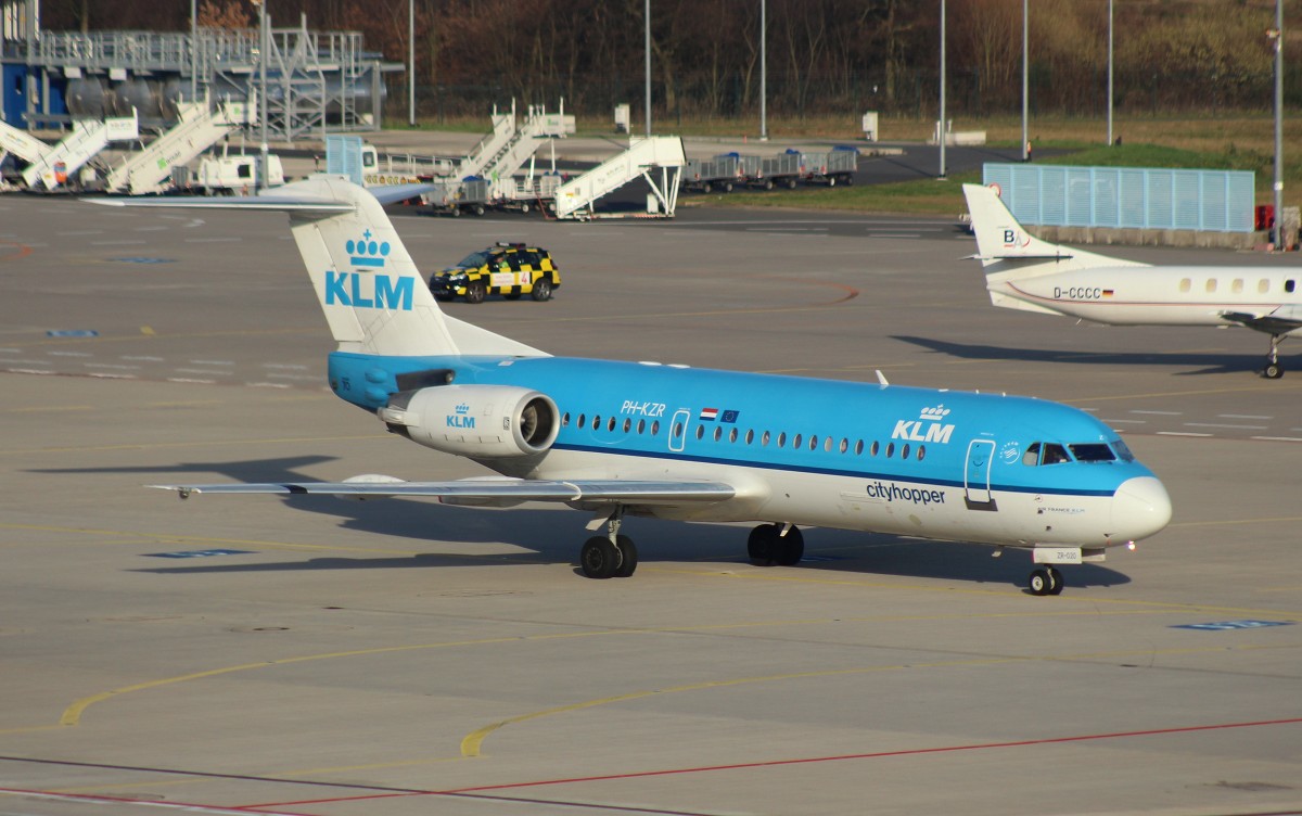 KLM Cityhopper,PH-KZR, (C/N 11511),Fokker F70,29.12.2015,CGN-EDDK, Köln -Bonn,Germany 
