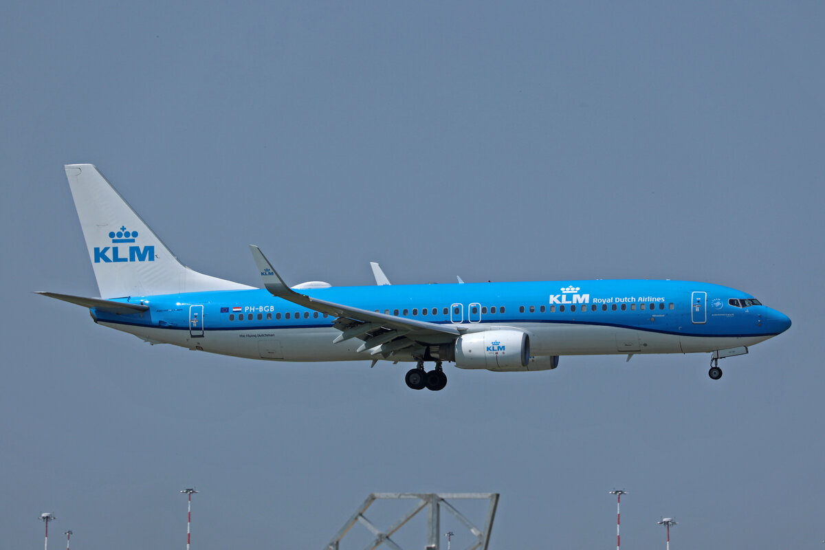 KLM Royal Dutch Airlines, PH-BGB, Boeing B737-8K2, msn: 37594/2594,  Regenwulp / Whimbrel , 11.Juli 2023, MXP Milano Malpensa, Italy.