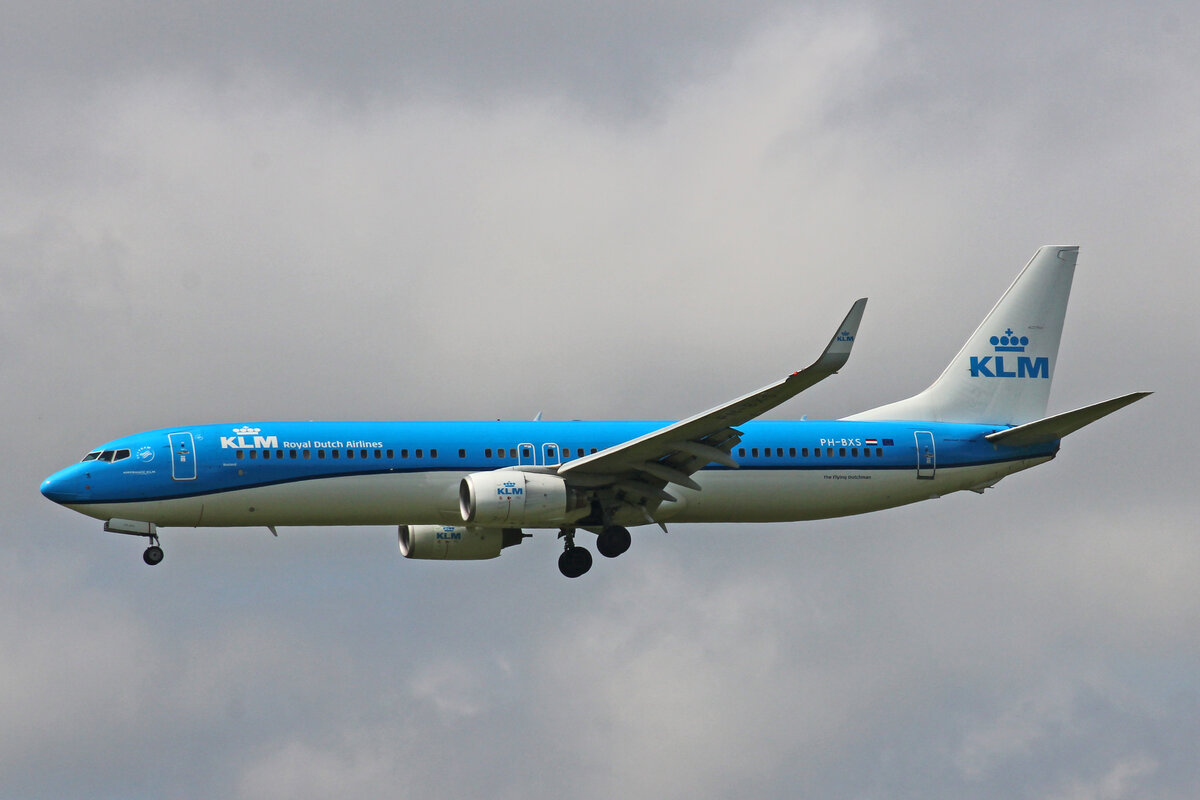 KLM Royal Dutch Airlines, PH-BXS, Boeing 737-9K2, msn: 29602/981,  Buzzard/Buizerd , 01.Mai 2022, ZRH Zürich, Switzerland.
