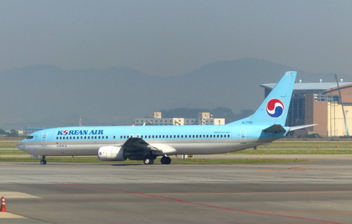 Korean Air, HL7726, Boeing 737-900, Busan-Gimhae Airport (PUS), 20.5.2016