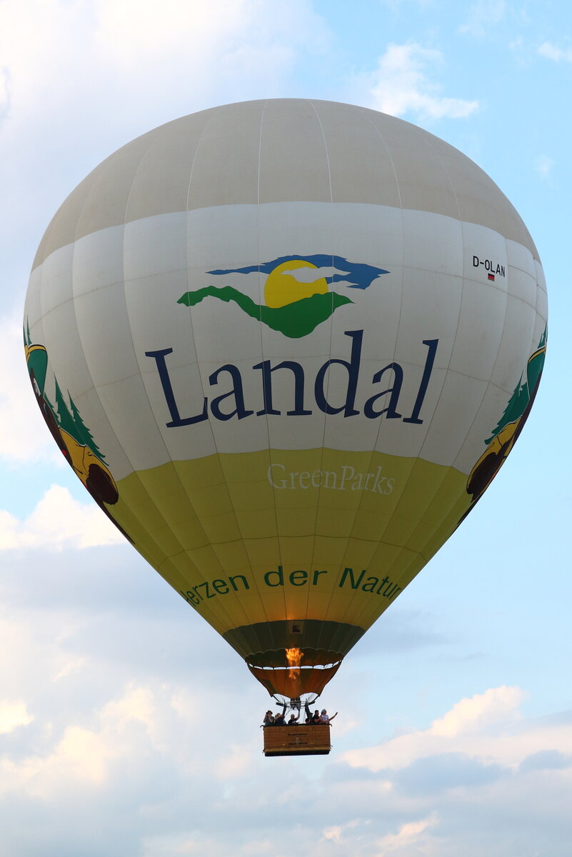 Landal-Ballonteam, D-OLAN. Schroeder Fire Balloons (D) G 85/24. Ballonfestival Rheinaue Bonn am 11.06.2022.