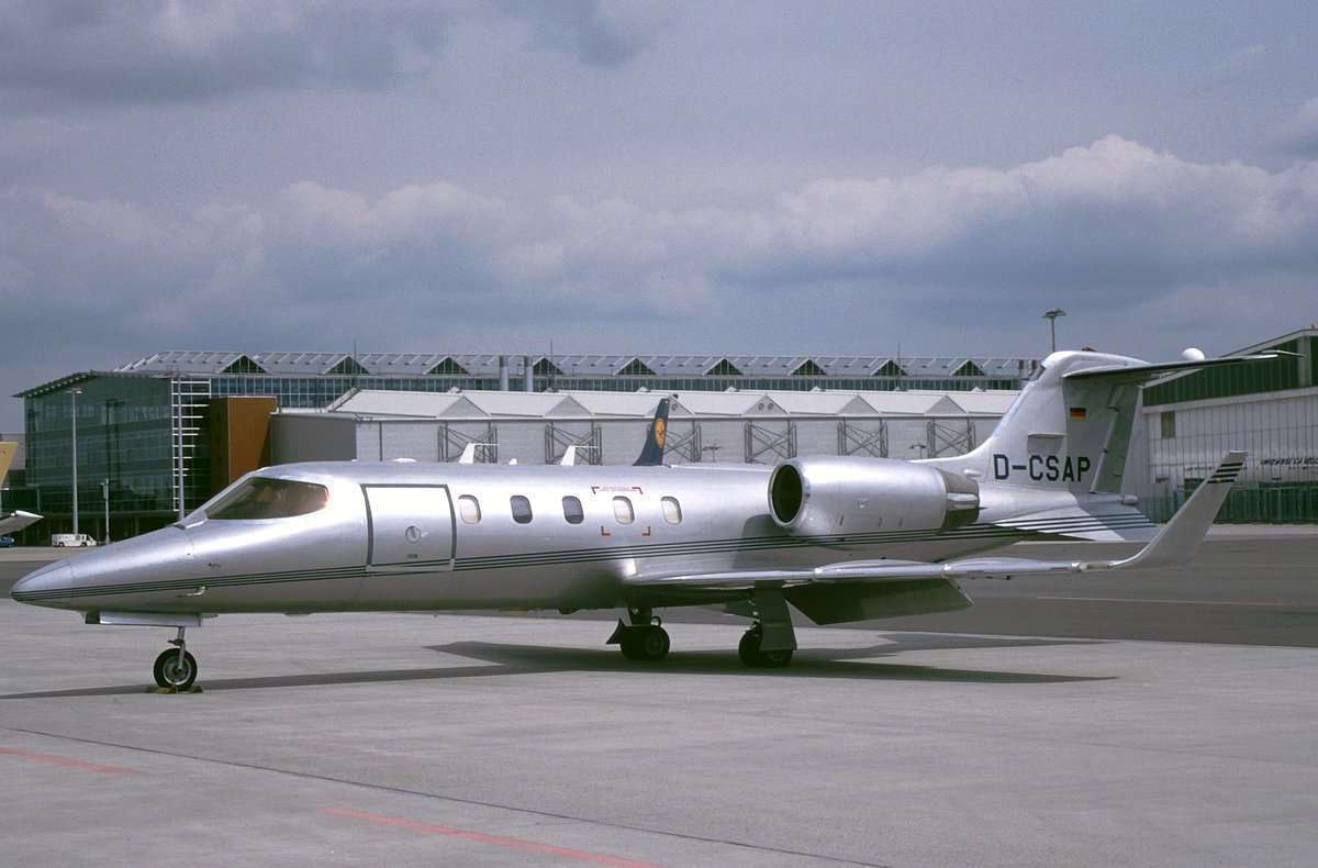 Learjet 31A - SAP AG - 31057 - D-CSAP - 2002 - DRS