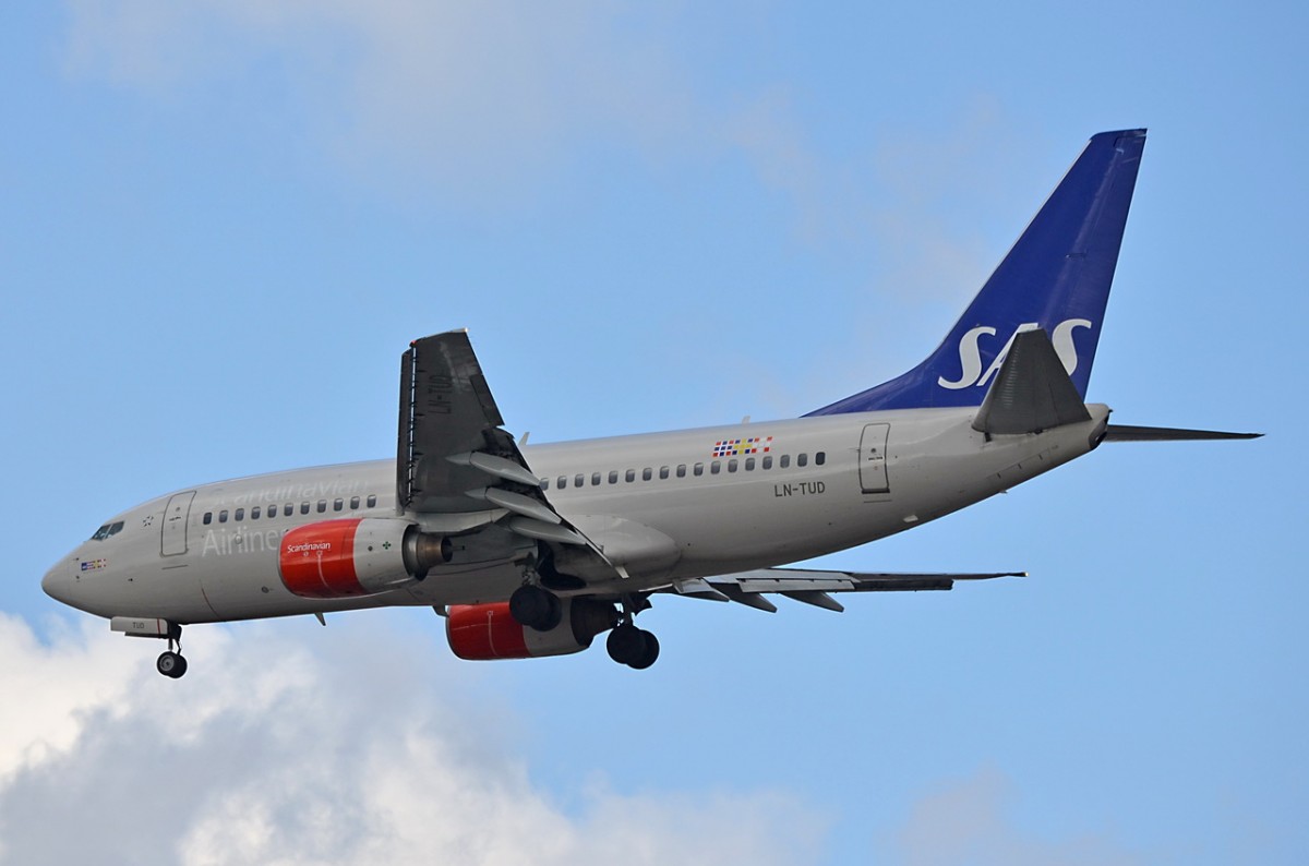 LN-TUD SAS Scandinavian Airlines Boeing 737-705  in Tegel am 03.03.2015 beim Anflug