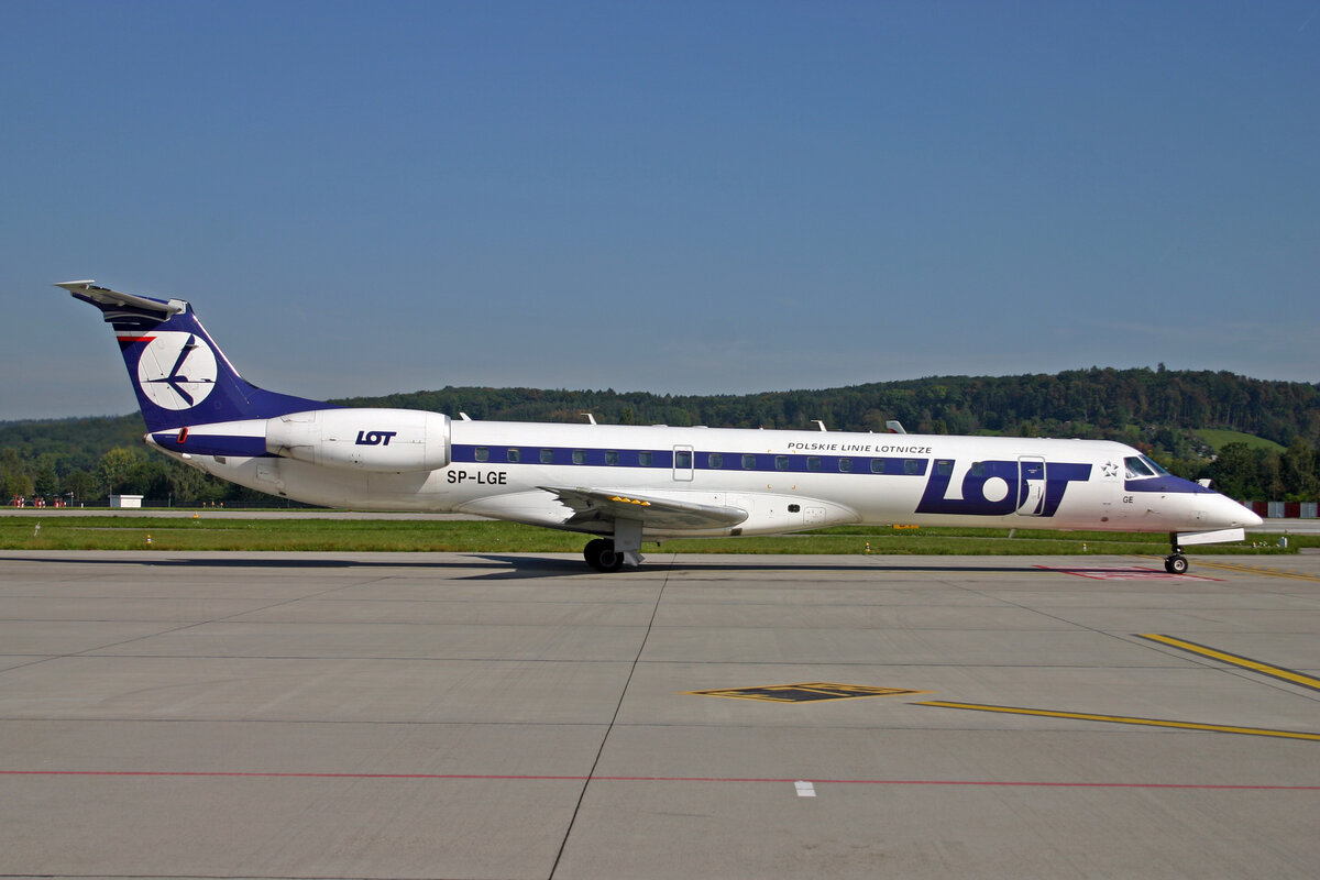 LOT Polish Airlines, SP-LGE, Embraer ERJ-145LR, msn: 145285, 22.September 2007, ZRH Zürich, Switzerland.