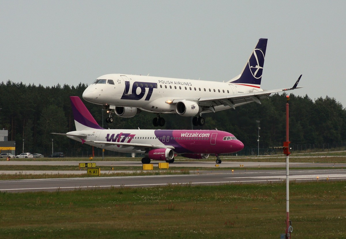LOT Polish Airlines, SP-LIF,(c/n 17000154),Embraer ERJ 170-200 LR, 12.08.2015, GDN-EPGD, Gdansk, Polen (hinten :Wizzair, HA-LPQ) 