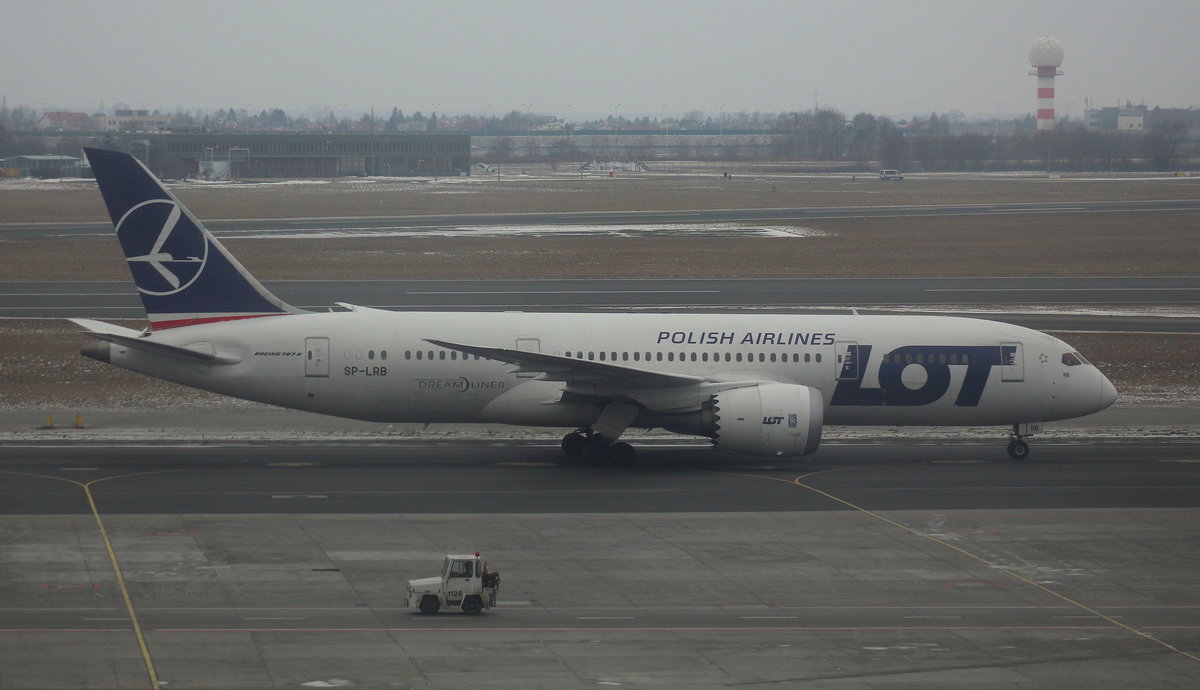 LOT Polish Airlines, SP-LRB, (c/n 37894),Boeing 787-85D Dreamliner, 12.02.2017, WAW-EPWA, Warszawa, Polen 