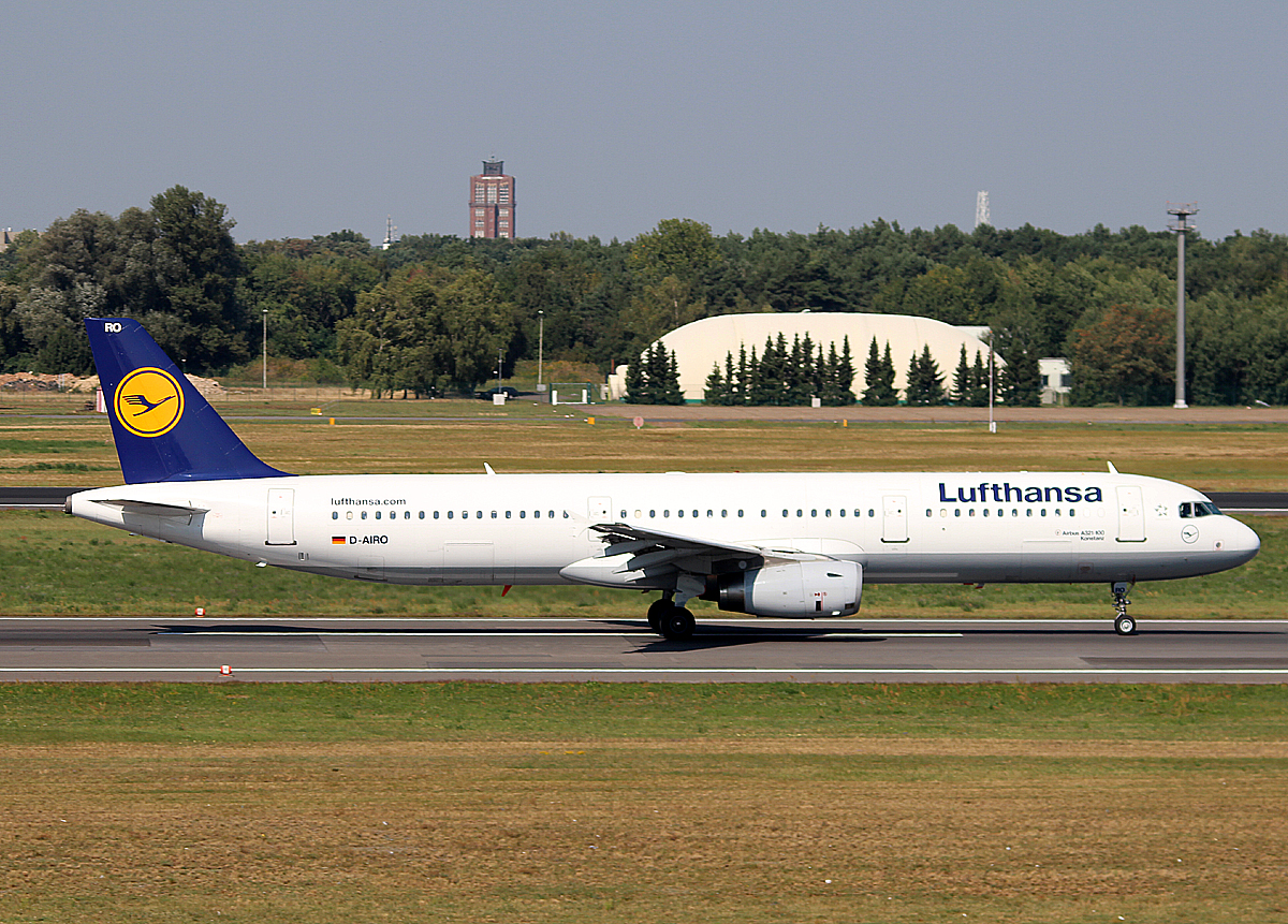 Lufthansa A 321-131 D-AIRO  Konstanz  beim Start in Berlin-Tegel am 06.09.2013