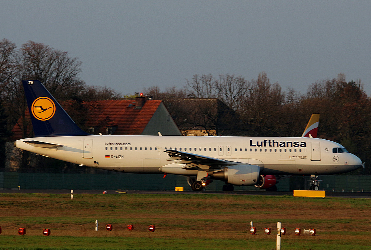 Lufthansa, Airbus A 320-214, D-AIZH  Hanau , TXL, 02.04.2017