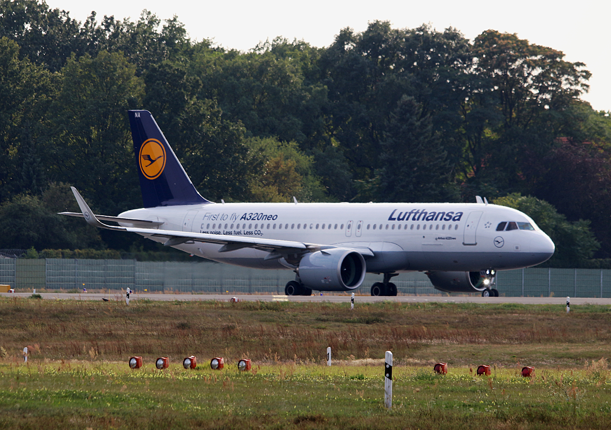 Lufthansa, Airbus A 320-271N, D-AINA, TXL, 23.09.2016