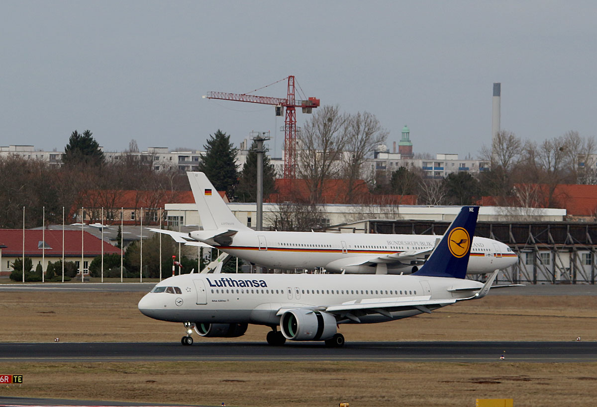 Lufthansa, Airbus A 320-271N, D-AINE, Germany Air Force, Airbus A 340-313X, 16+02, TXL, 16.03.2017