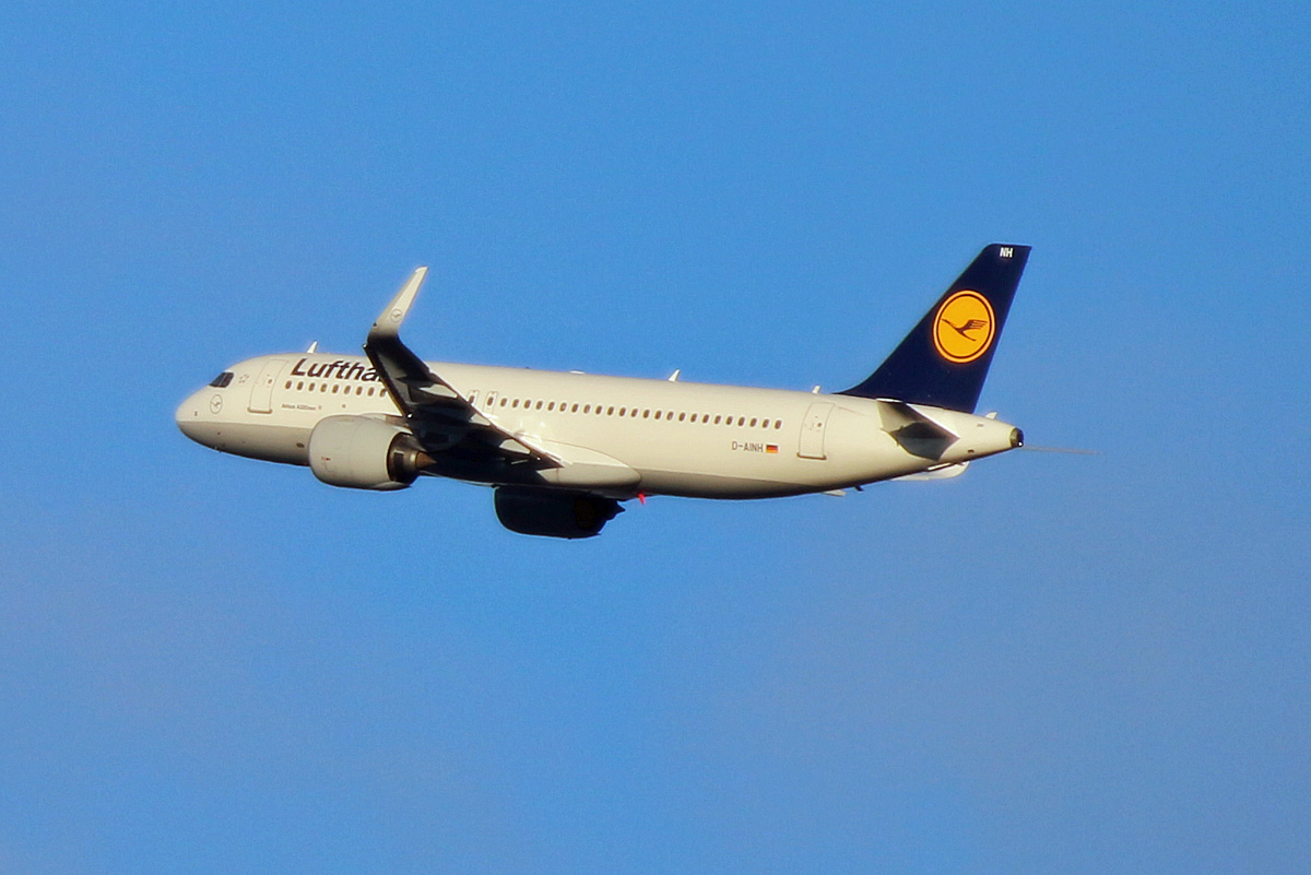 Lufthansa, Airbus A 320-271N, D-AINH, BER, 26.11.2023
